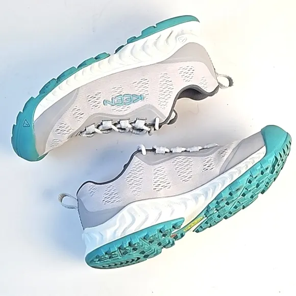 Keen Vapor Porcelain NXIS Speed Light Grey &amp; Turquoise Lace-up Hiking Sneaker