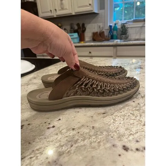Keen Mens Unseek Slide Sandals Dark Earth/ Brindle sz 13 EUC