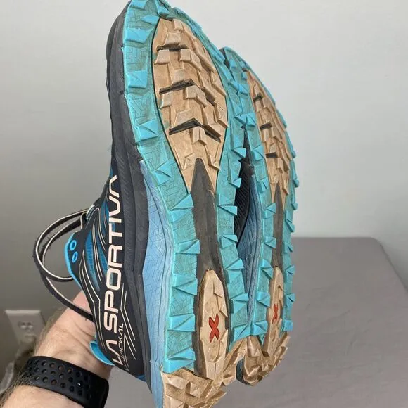 La sportiva shoes Women's 9.5 Blue Lace Jackal 2105-c Hiking trail running