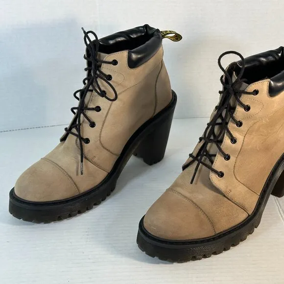 LADIES SIZE 11 Dr. Martens Boots