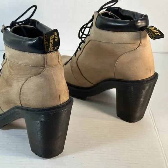 LADIES SIZE 11 Dr. Martens Boots