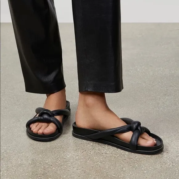 Lafayette 148 Honore leather Slide sandals sz 10