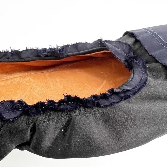 LANVIN Black Leather Navy Cap Toe Ruffle Collar Ballet Flats Size 39.5