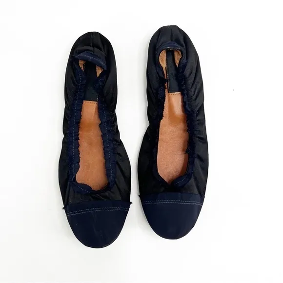 LANVIN Black Leather Navy Cap Toe Ruffle Collar Ballet Flats Size 39.5