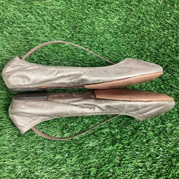 Lanvin Gold Ballet Flats 39