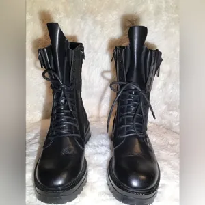 L’idea by Lori black leather lace up boots size 8
