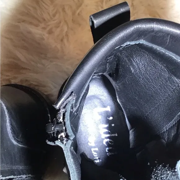L’idea by Lori black leather lace up boots size 8