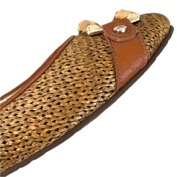 Like New Elaine Turner Wicker Bamboo Accent Flats Size 8.5