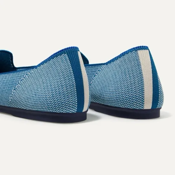 LIKE NEW Rothy’s Indigo Cloud Loafers - Size 7 - RETIRED COLOR PRINT