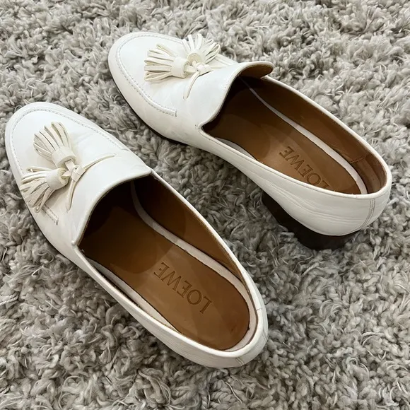 Loewe Women’s White Leather Tassel Loafers Flats Sz 10 - Retail $1000