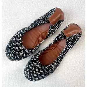 LUCKY BRAND • Black/White Dotted Emmie Ballet Flats