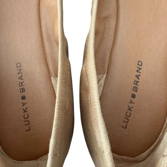 Lucky Brand Tan Flats with Classic Design Wimmie Light Brown Ballet Flats