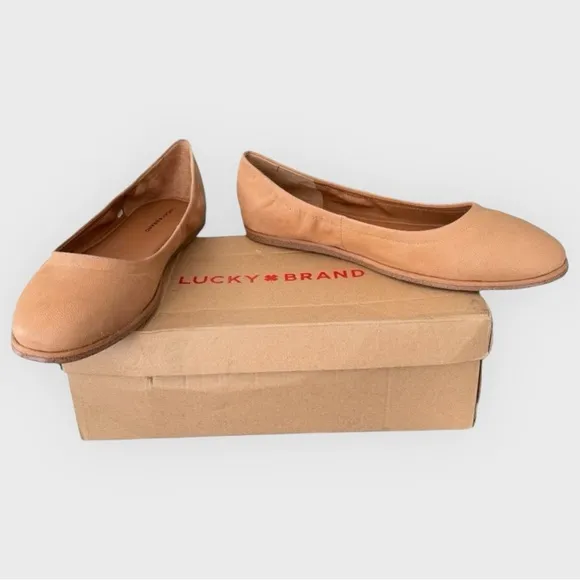 Lucky Brand Tan Flats with Classic Design Wimmie Light Brown Ballet Flats