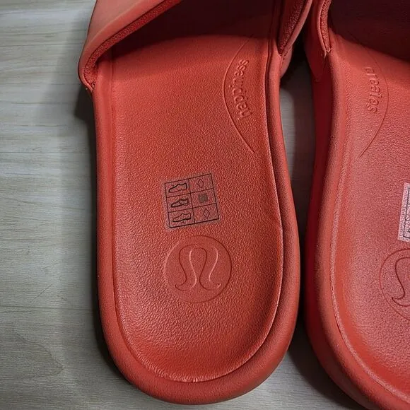 Lululemon Restfeel Slide Red Solid Casual Slides Gym Women's Size 9