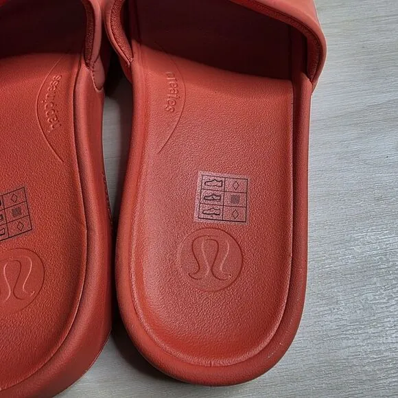 Lululemon Restfeel Slide Red Solid Casual Slides Gym Women's Size 9