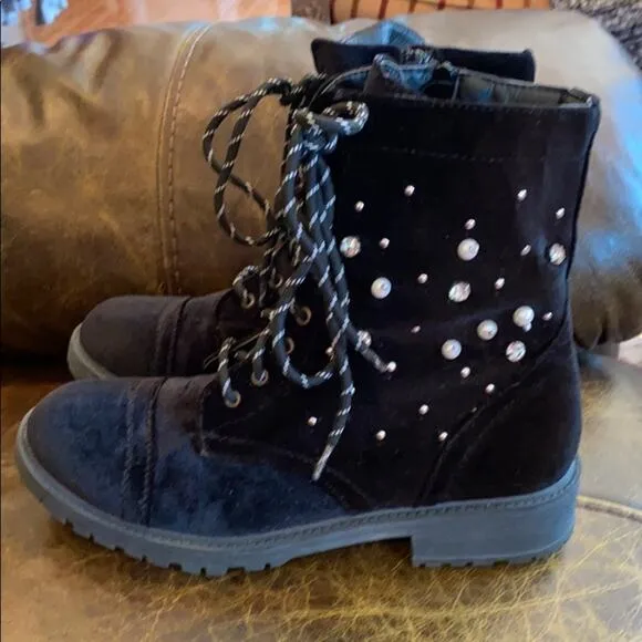 Madden Girl Size 10 lace up pearl and rhinestone boots
