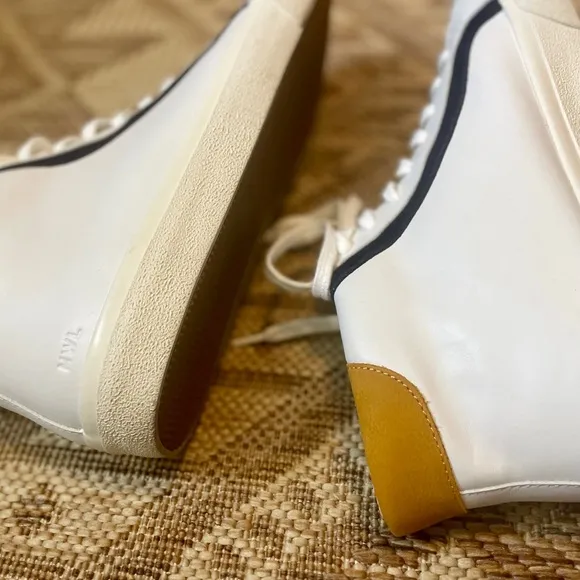 Madewell Men's High Top Leather Sneakers, Size 10 - Great Condition