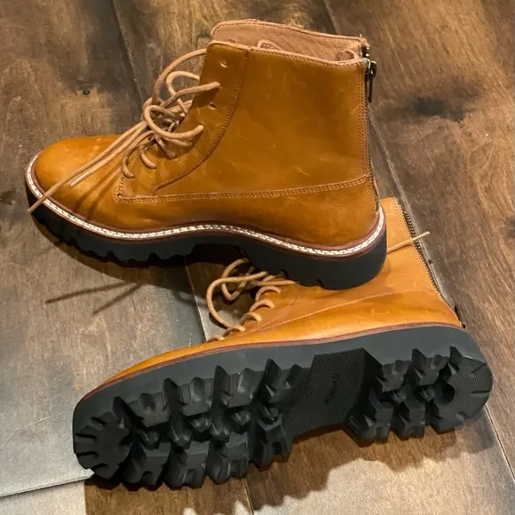 MADEWELL The Citywalk Lugsole Lace-Up Boot in Leather NWOT