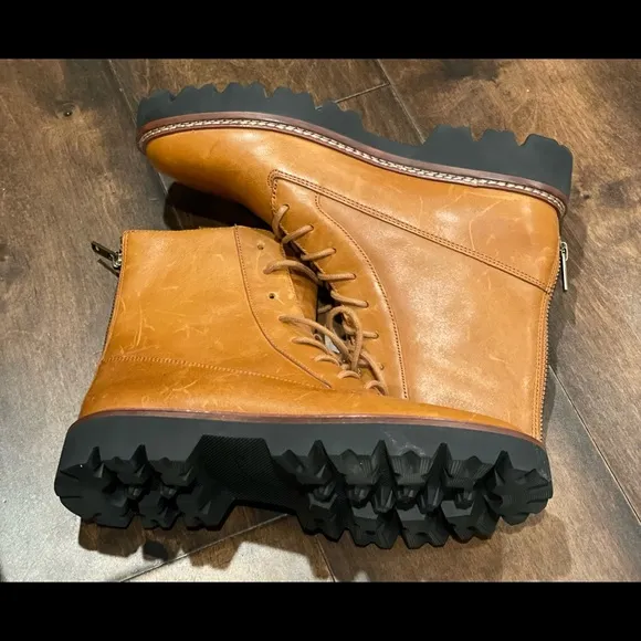 MADEWELL The Citywalk Lugsole Lace-Up Boot in Leather NWOT