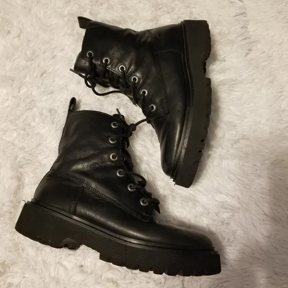 Madewell The Rayna Lace-Up Boots in Leather Women's Color Black Size 7