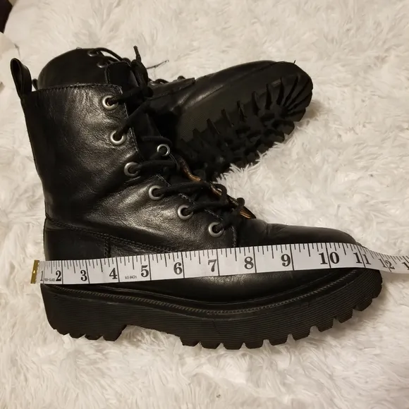 Madewell The Rayna Lace-Up Boots in Leather Women's Color Black Size 7