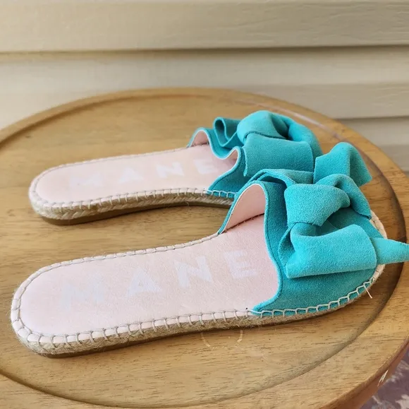 Manebi teal suede bow slide sandals size 37