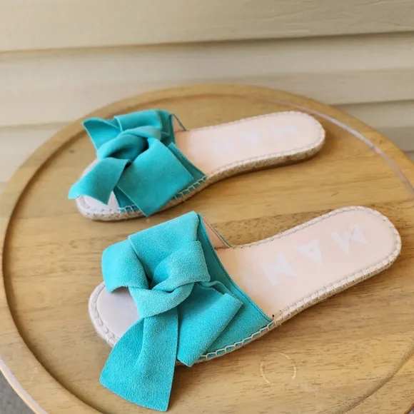 Manebi teal suede bow slide sandals size 37