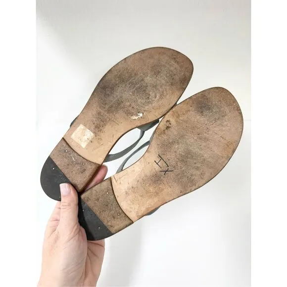 Manolo Blahnik Strappy Sage Green Leather Flip Flop Slides Size 38 1/2 8 8.5