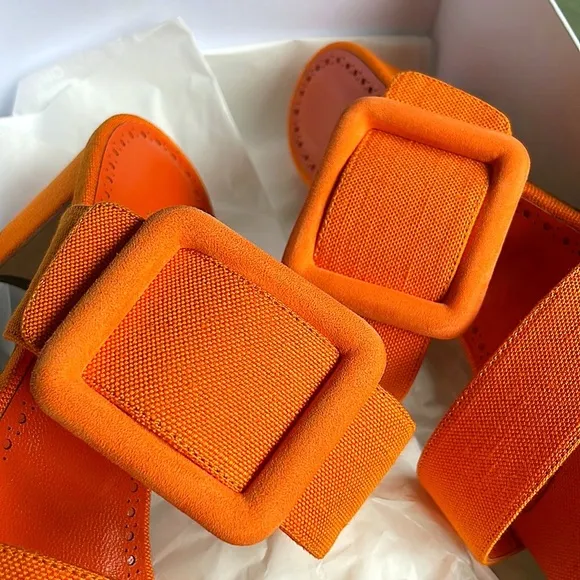 Manolo Blahnik Titubanew Linen Buckle Slide Sandals