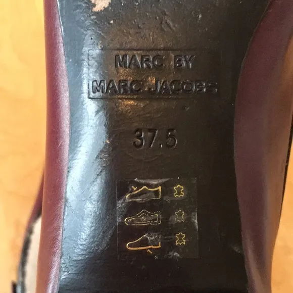 Marc by Marc Jacobs Leather Flats