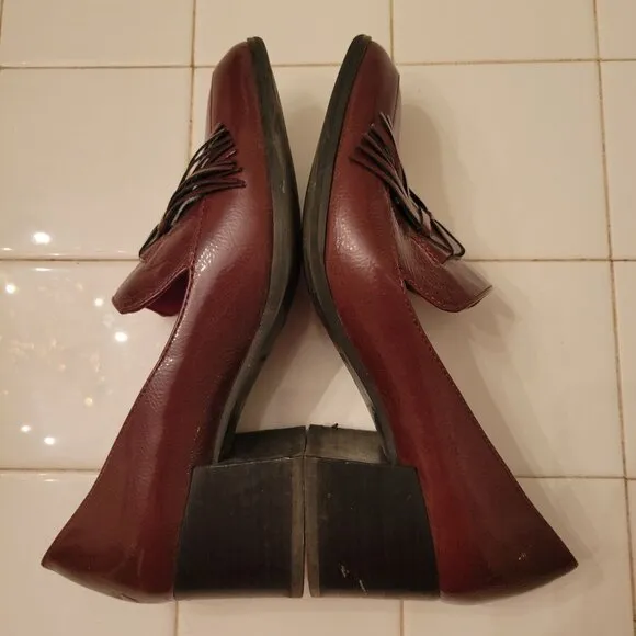 Marc Fisher Burgundy Leather Tassel Loafers 8M Twee Academia Preppy PHYLICIA