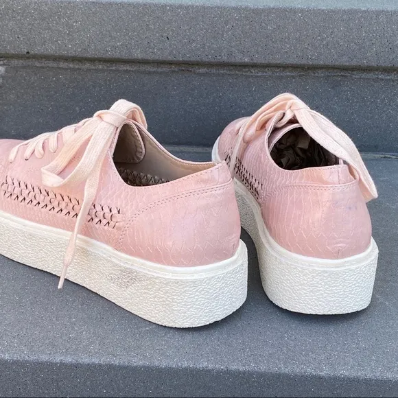 Matisse Leather Sneakers loafers low top Shoes Womens lace up pink 10 white NEW