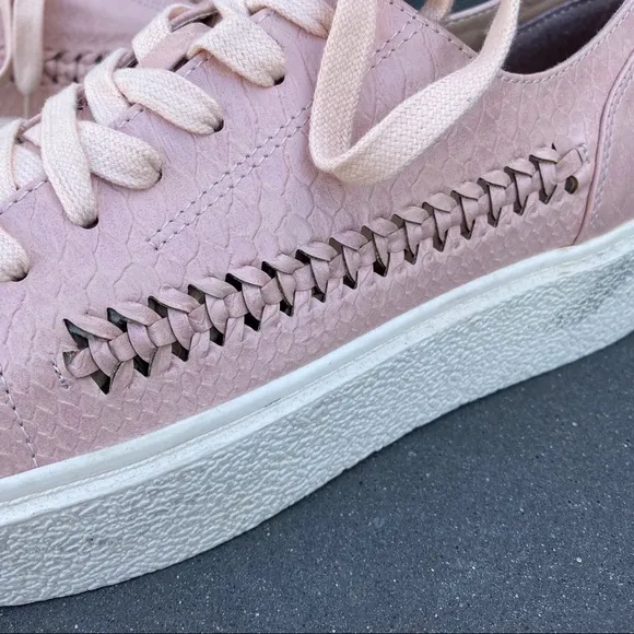 Matisse Leather Sneakers loafers low top Shoes Womens lace up pink 10 white NEW