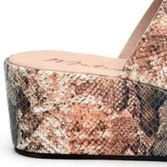 MATISSE Snakeskin Animal Print Double Band Wedge Platform Sandals NWOT