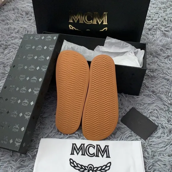 Mcm slide
