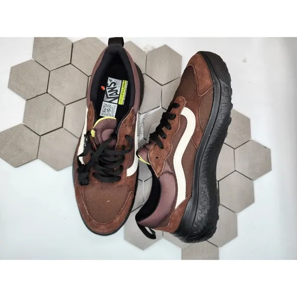 Men Size 9.5 VANS UltraRange Neo VR3 MTE Brown Mocha Potting Soil Black Rare