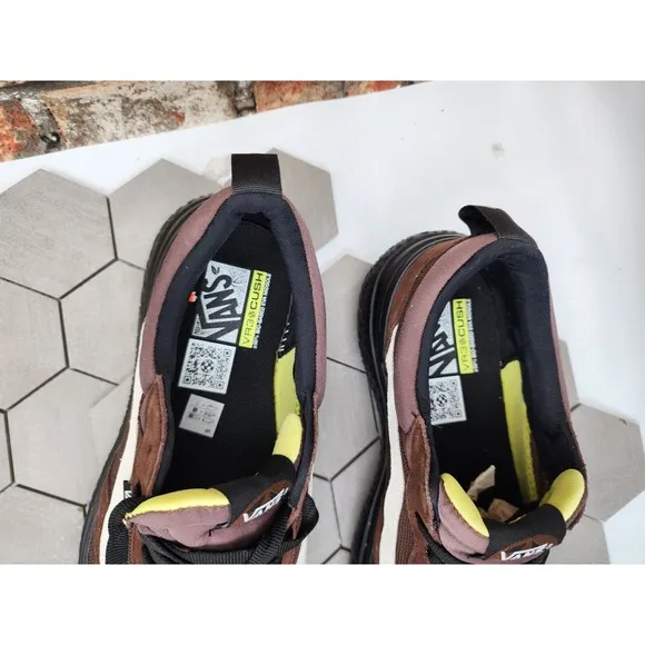 Men Size 9.5 VANS UltraRange Neo VR3 MTE Brown Mocha Potting Soil Black Rare
