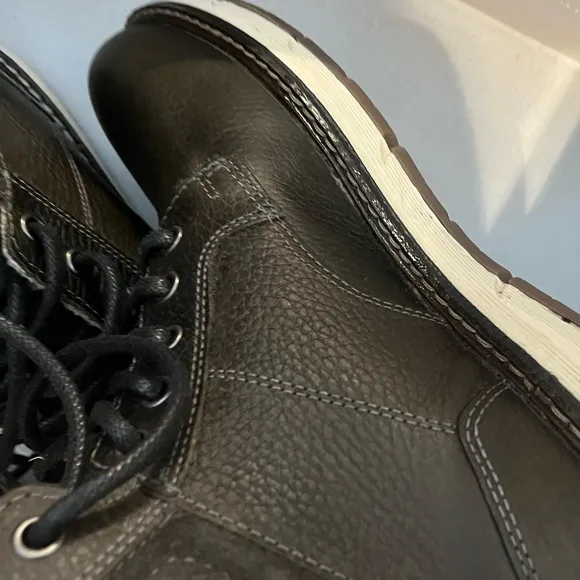 Mens brown leather boots with fleece 8.5