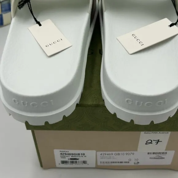 Men’s Gucci slide sandals . Size 10
