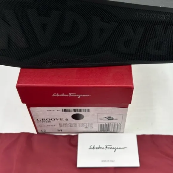 Men’s Salvatore Ferragamo groove pool slides Black and Beige Slides. Size 12