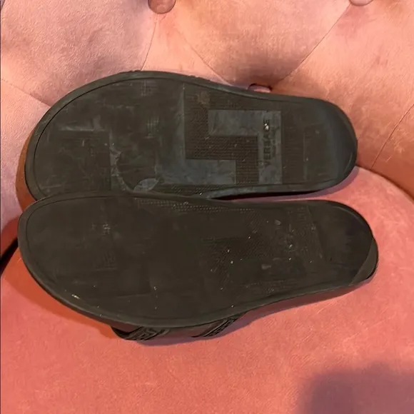 MEN’S VERSACE BLACK SLIDES