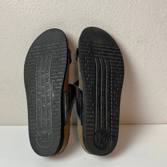 Mephisto sandals 8