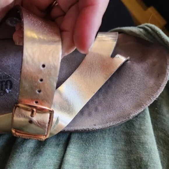 Mephisto gold slide on sandals