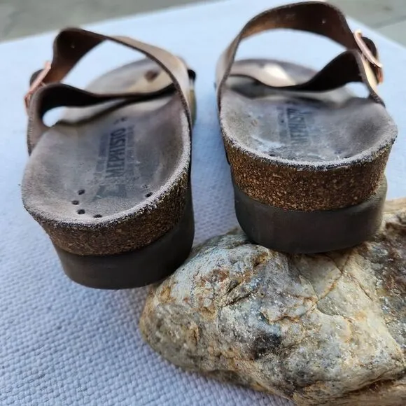 Mephisto gold slide on sandals