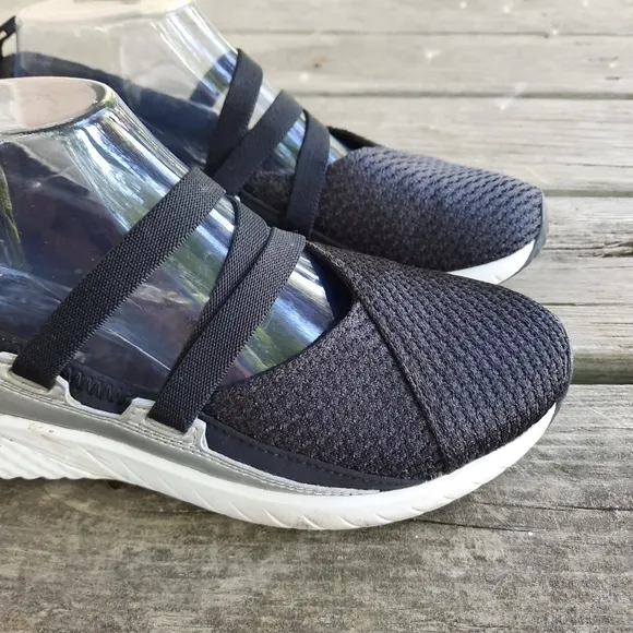 Merrell 1six8 MJ AC  black silver slip-on strappy sneakers J45588 size 7.5