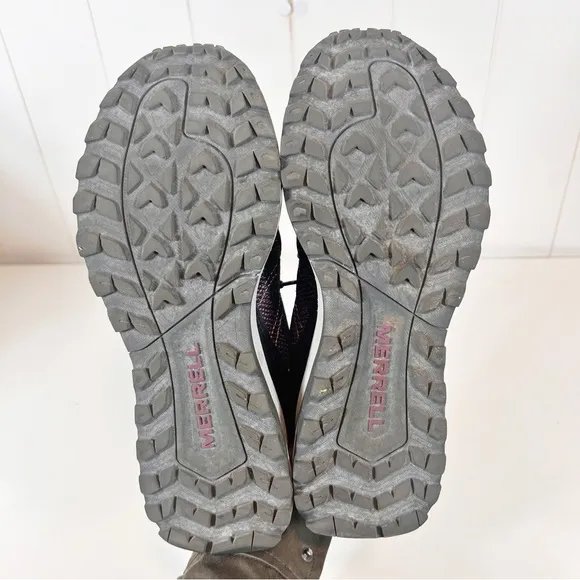 Merrell Women's Fly Strike Trail Runner Sneakers Size 9 Lightweight Black