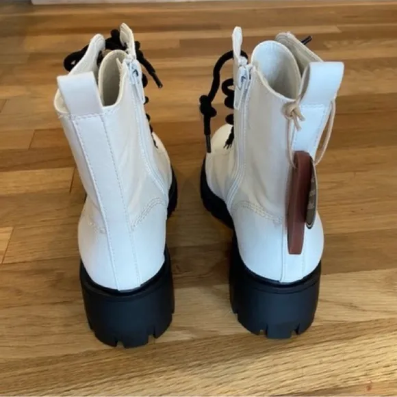 MIA White Lug Sole Lace Up Boots Size 7 NWT