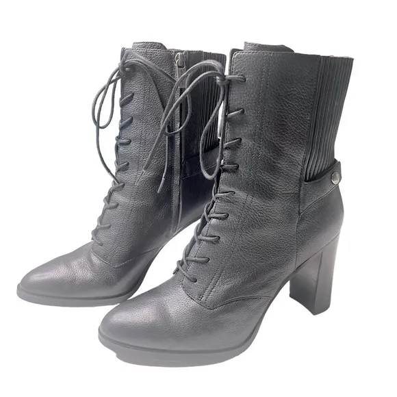 Michael Kors Carrigan Tumble lace up boots Size 11