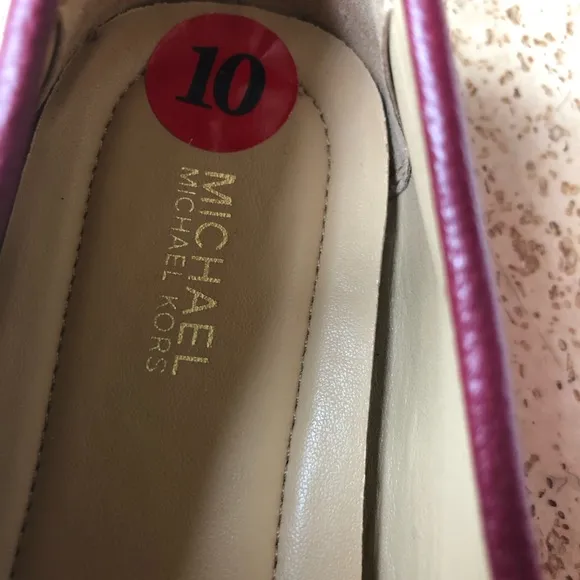 MICHAEL KORS May Moccasin Leather Flat Loafer Dark Cherry Size 10