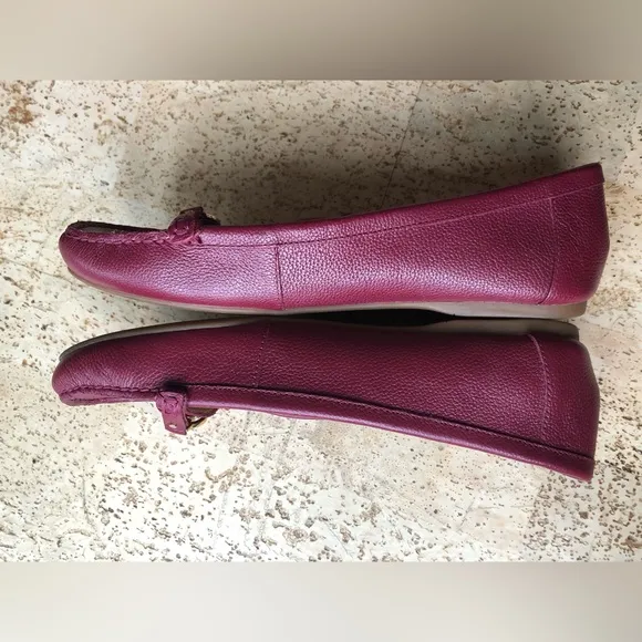 MICHAEL KORS May Moccasin Leather Flat Loafer Dark Cherry Size 10